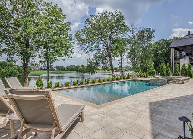 Property at 1375 Rozella Way, Gallatin, TN 37066, 4 beds, 5.5 baths