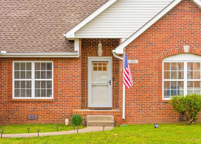 Property at 1841 Darlington Dr, Clarksville, TN 37042, 3 beds, 2 baths