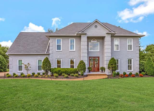 Property at 209 Barrington Ct W, Franklin, TN 37067, 5 beds, 3.5 baths