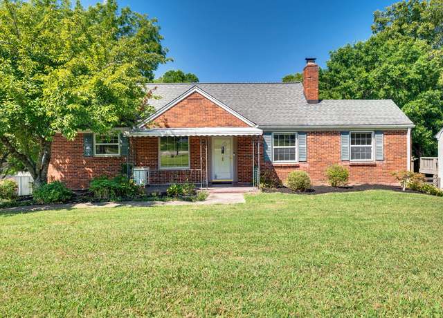 Property at 216 Blue Hills Dr, Nashville, TN 37214, 4 beds, 1 bath