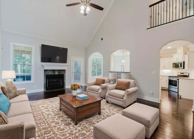 Property at 1210 Black Rd, Cunningham, TN 37052, 4 beds, 3 baths