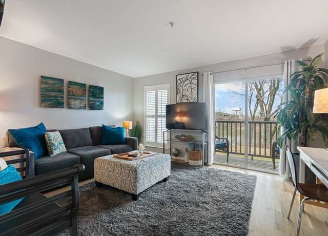 Property at 1006 1st Ave N, Nashville, TN 37201, 1 bed, 1 bath