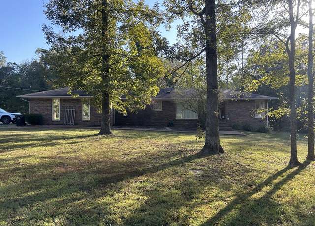 Property at 841 Asbury Dr, New Johnsonville, TN 37134, 3 beds, 2 baths