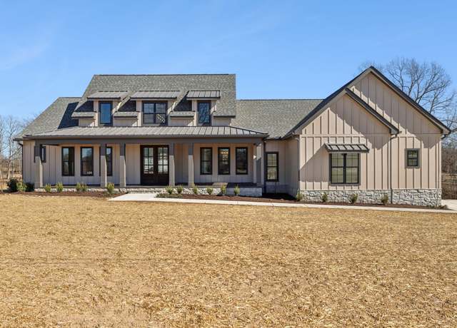 Property at 998 Iron Hill Rd, Burns, TN 37029, 4 beds, 3.5 baths
