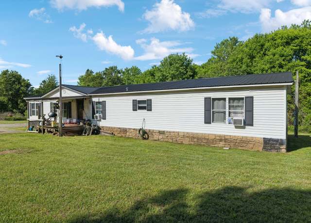 Property at 7678 Franklin Rd, Lebanon, TN 37090, 3 beds, 2 baths