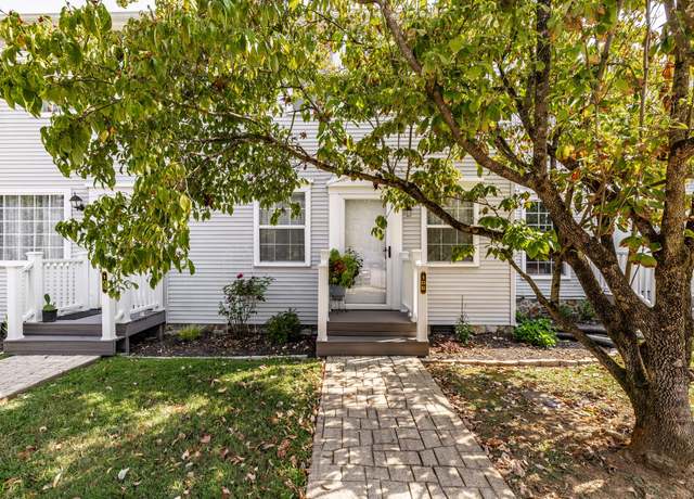 Property at 217 Walton Ferry Rd #106, Hendersonville, TN 37075, 2 beds, 1.5 baths