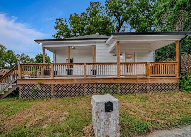 Property at 1741 24th Ave N, Nashville, TN 37208, 3 beds, 2.5 baths