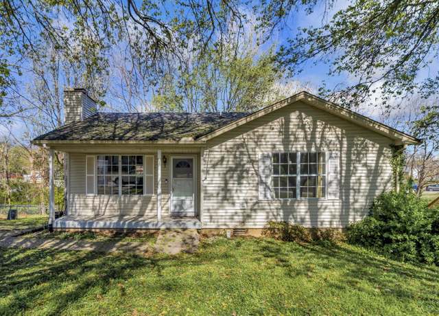 Property at 106 Hampton Dr, La Vergne, TN 37086, 3 beds, 2 baths