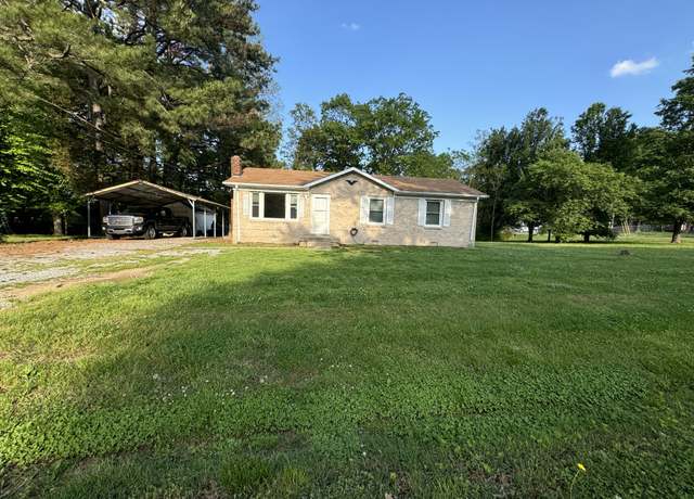 Property at 108 Short St, Dickson, TN 37055, 3 beds, 1 bath