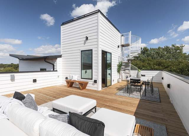 Property at 996 Douglas Ave, Nashville, TN 37206, 4 beds, 4.5 baths