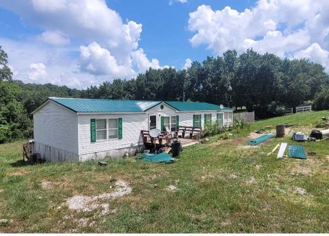 Property at 7319 Pinewood Rd, Nunnelly, TN 37137, 3 beds, 2 baths