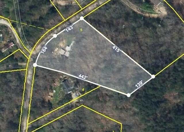 Property at 480 Half Moon Rd, Oliver Springs, TN 37840