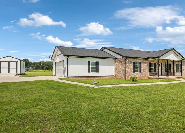Property at 869 Charles Golden Rd, Sparta, TN 38583, 3 beds, 2 baths