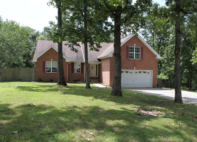 Property at 109 Hunter Dr, Mount Juliet, TN 37122, 3 beds, 2 baths