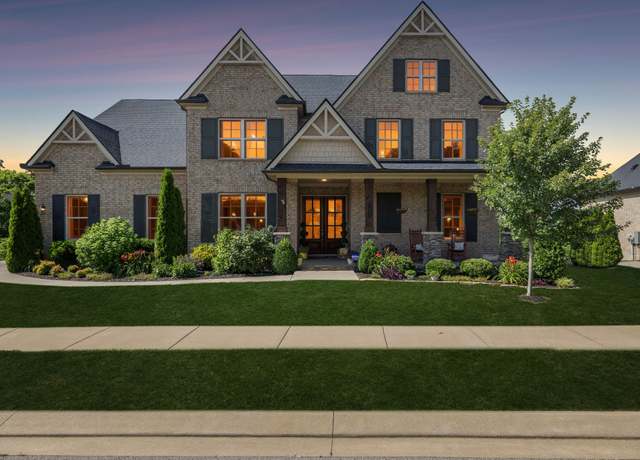 Property at 1006 Cumberland Valley Dr, Franklin, TN 37064, 5 beds, 3.5 baths