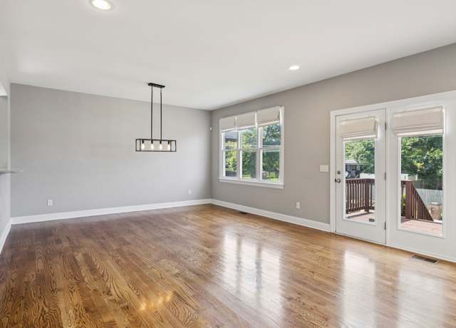 Property at 5105B Michigan Ave, Nashville, TN 37209, 2 beds, 2.5 baths