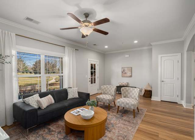 Property at 4021 Viola Ln, Franklin, TN 37069, 3 beds, 2.5 baths