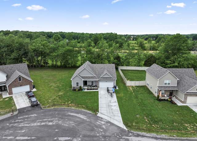 Property at 388 Villa St, Smithville, TN 37166, 3 beds, 2 baths