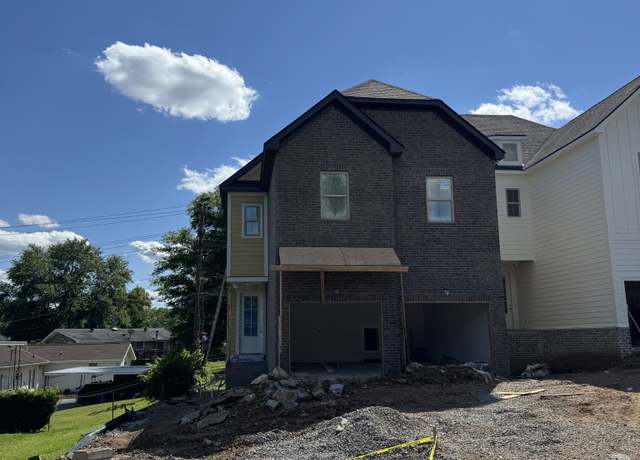 Property at 601 Galaxie Dr, Nashville, TN 37209, 3 beds, 3.5 baths