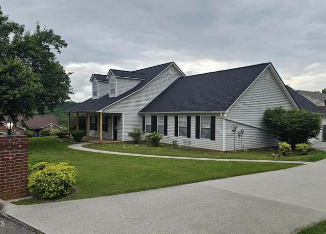 Property at 11344 Stonebriar Ln, Knoxville, TN 37932, 4 beds, 3 baths