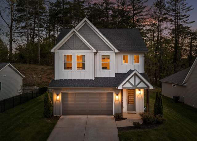 Property at 284 Stonegate Way, Soddy Daisy, TN 37379, 3 beds, 2.5 baths