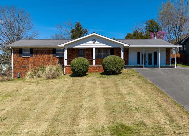 Property at 8411 Iris Dr, Chattanooga, TN 37421, 3 beds, 2 baths
