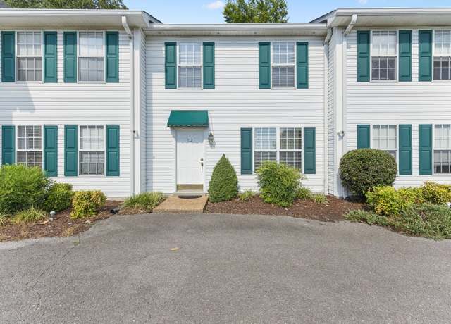 Property at 712 Whitthorne St, Shelbyville, TN 37160, 2 beds, 2 baths