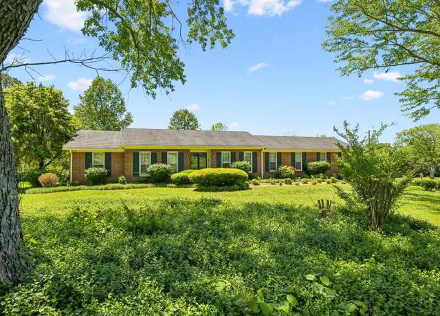 Property at 9209 Concord Rd, Brentwood, TN 37027, 3 beds, 2.5 baths