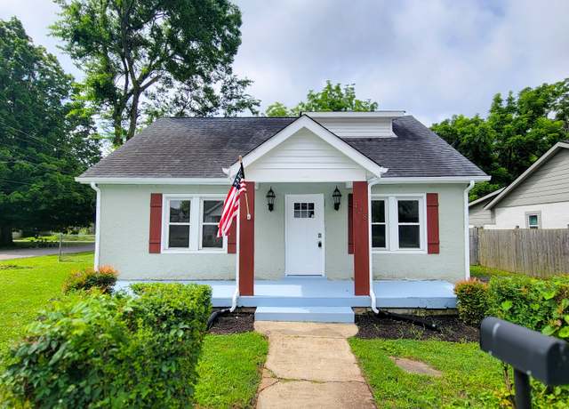 Property at 428 Forrest St, Murfreesboro, TN 37130, 3 beds, 2 baths