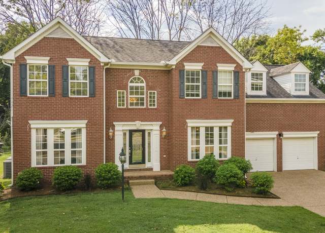 Property at 714 Founders Pointe Blvd, Franklin, TN 37064, 4 beds, 2.5 baths