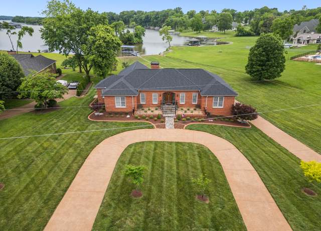 Property at 633 Bay Point Dr, Gallatin, TN 37066, 4 beds, 4 baths