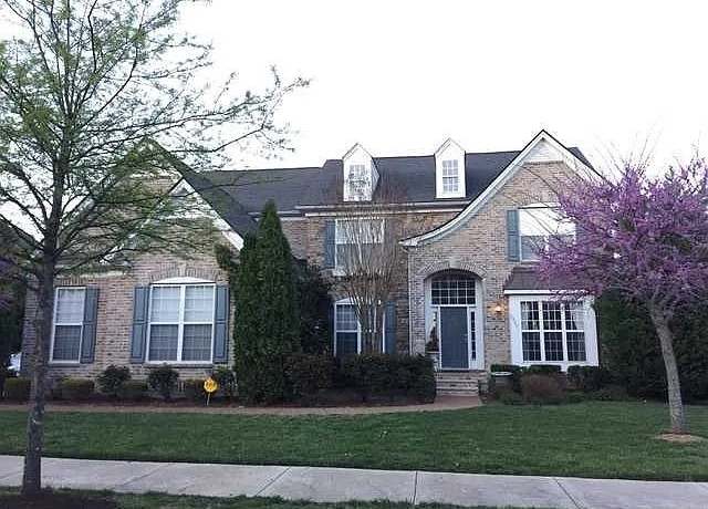 Property at 3006 Coral Bell Ln, Franklin, TN 37067, 5 beds, 4.5 baths