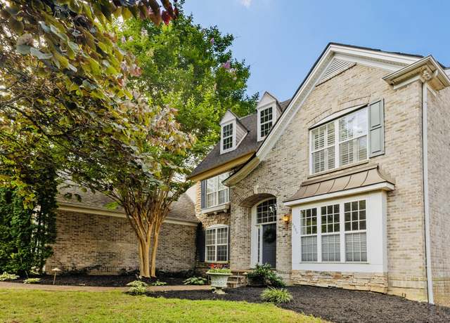 Property at 3006 Coral Bell Ln, Franklin, TN 37067, 6 beds, 4.5 baths