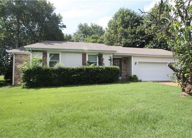 Property at 110 Pebble Creek Rd, Franklin, TN 37064, 3 beds, 2 baths