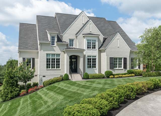 Property at 1401 Newhaven Dr, Brentwood, TN 37027, 5 beds, 5.5 baths