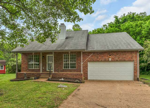 Property at 688 Kingsway Dr, Old Hickory, TN 37138, 4 beds, 2 baths