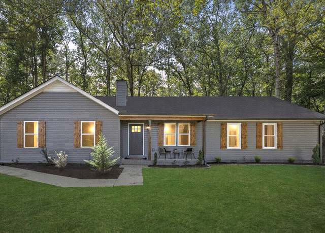 Property at 6512 Woodland Dr, Murfreesboro, TN 37130, 3 beds, 2 baths