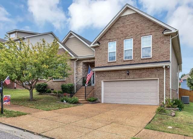 Property at 805 Daybreak Dr, Antioch, TN 37013, 3 beds, 2.5 baths