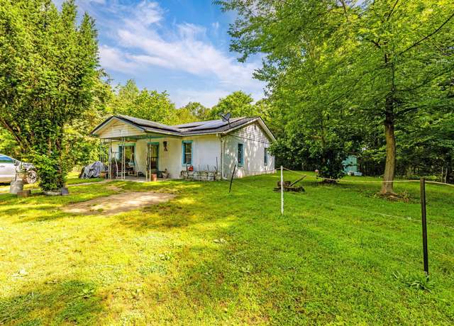 Property at 75 Pruitt Ln, Trenton, GA 30752, 2 beds, 1 bath
