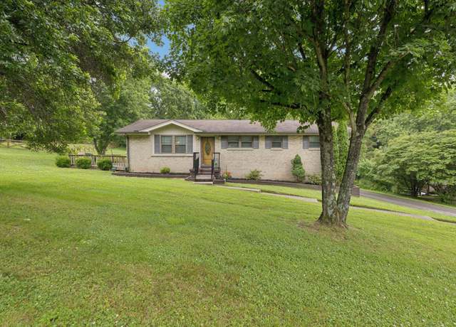 Property at 324 Hickory Dr, Old Hickory, TN 37138, 3 beds, 1.5 baths