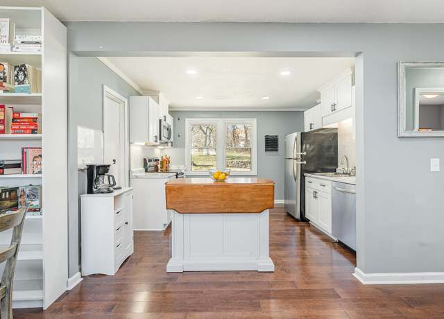 Property at 2328 Woodridge Dr, Nashville, TN 37207, 3 beds, 1 bath