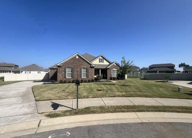 Property at 6634 Floral Ct, Murfreesboro, TN 37128, 4 beds, 2 baths