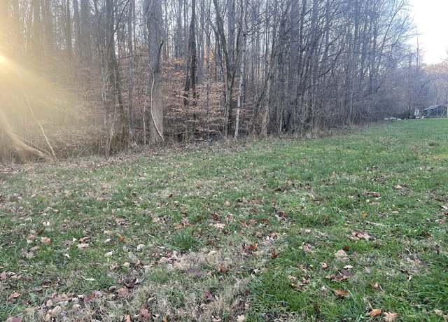Property at 16 Autumn Trl, Dover, TN 37058
