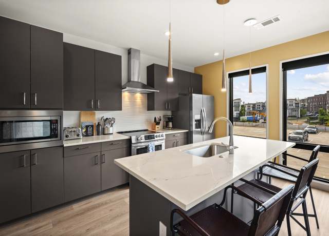 Property at 303 31st Ave N #417, Nashville, TN 37203, 2 beds, 2 baths