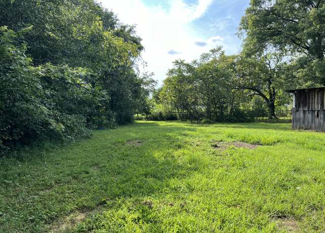 Property at 250 Chipman Rd, Bethpage, TN 37022, 3 beds, 2 baths