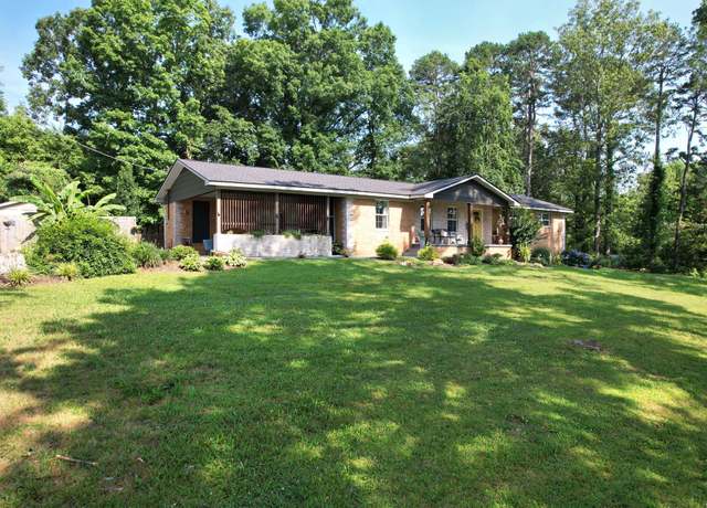Property at 1600 Ridgeview St SE, Cleveland, TN 37323, 3 beds, 2 baths