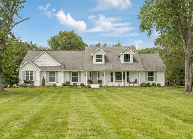 Property at 6500 Murray Ln, Brentwood, TN 37027, 4 beds, 3.5 baths