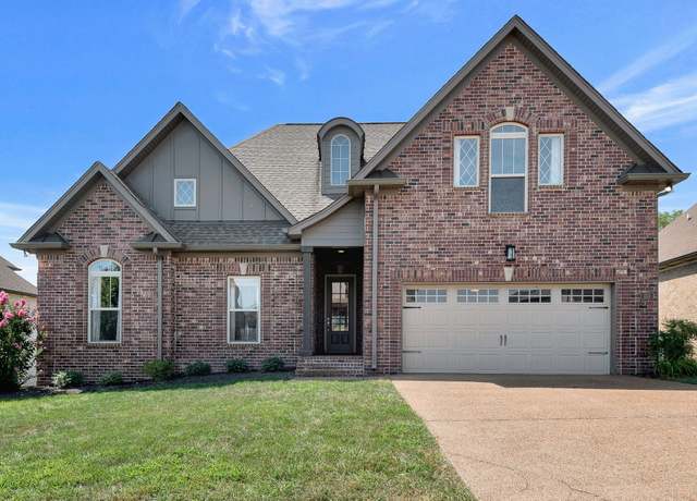 Property at 215 Ernest Dr, Lebanon, TN 37087, 3 beds, 2 baths