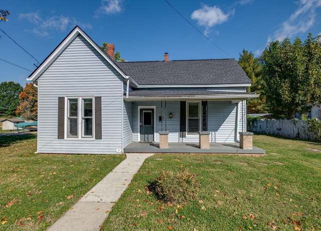 Property at 112 High St, Portland, TN 37148, 2 beds, 2 baths