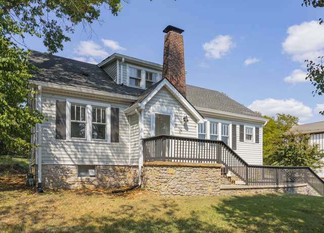 Property at 909 Hospital Dr, Madison, TN 37115, 5 beds, 2.5 baths